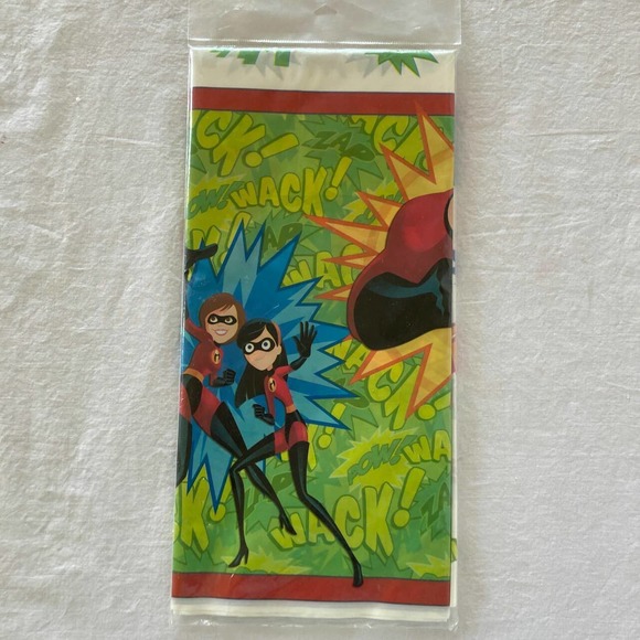 New The Incredibles 1 Table Cover 54" x 102", 4 Packages Party Favors Birthday - Picture 8 of 8